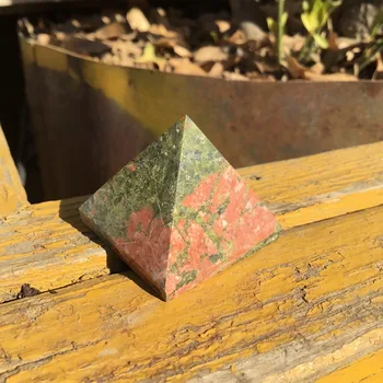 Velkoobchod přírodní kámen Unakite křišťál léčivé pyramidy