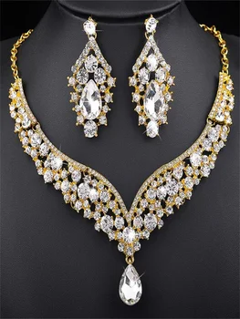 Silver-plate Luxusní imitace drahokam náušnice náhrdelník set Vysoce kvalitní slitiny šperky příslušenství pro ženy